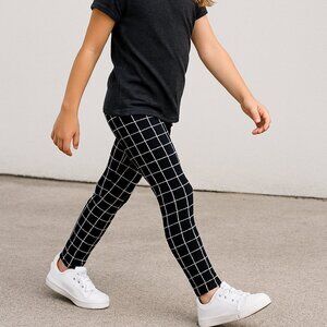 Old Navy Plaid Pants Pull Up Checked Elastic Waist Black and White Medium